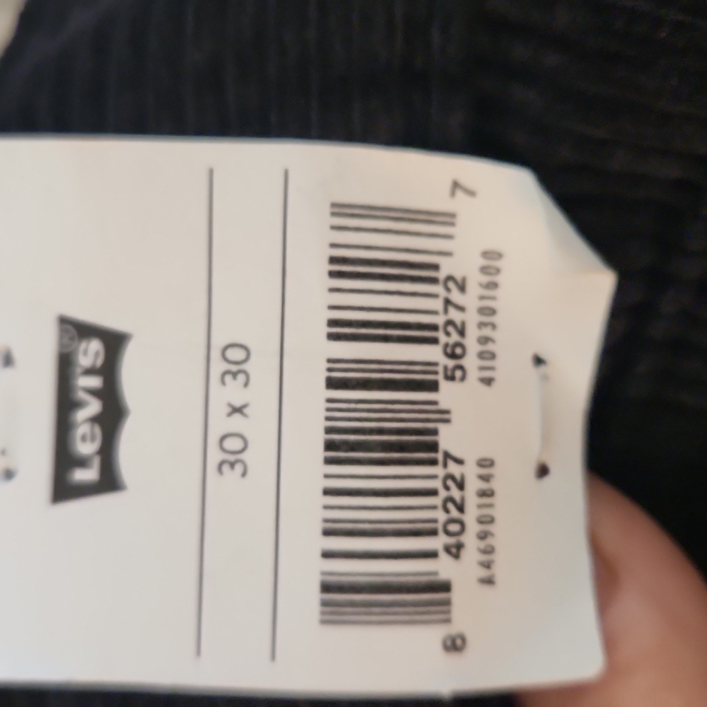 Levi's - Picture 5 of 8